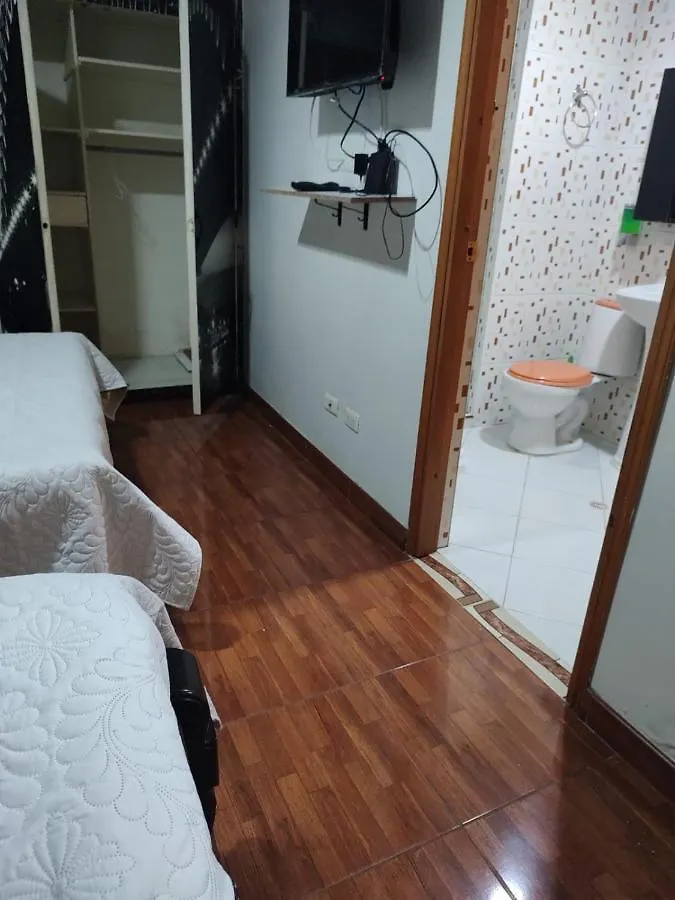 Noras Homestay Laureles Medellin