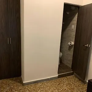 Apartamento Apartamento En Laureles Con Ubicacion Privilegiada, Medellín