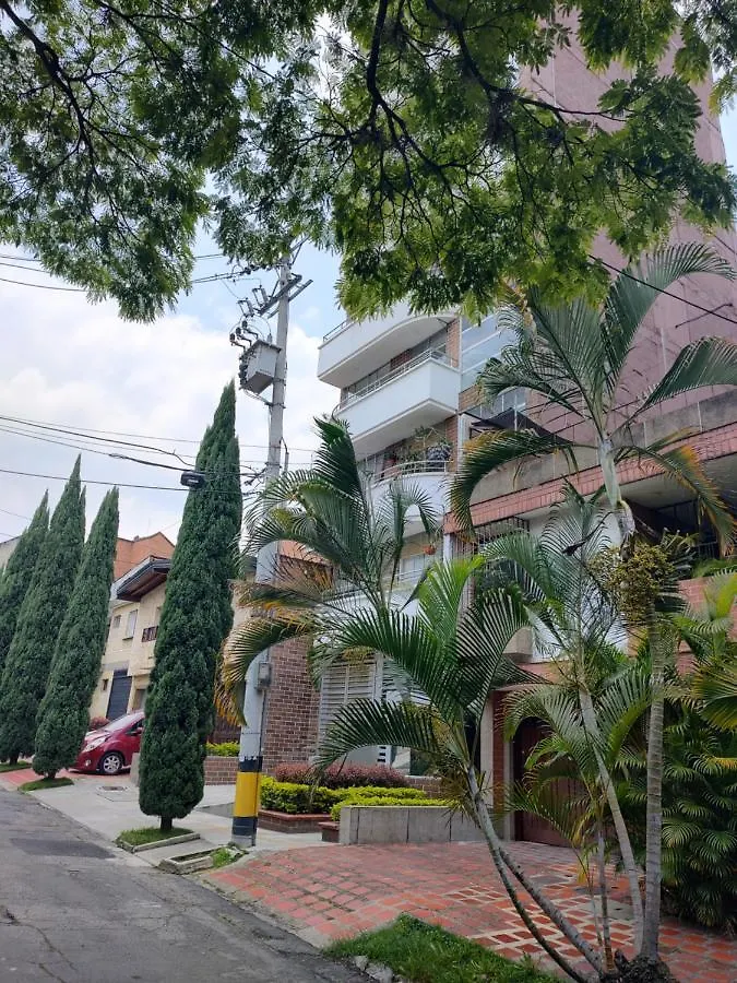 Noras Homestay Laureles Medellín