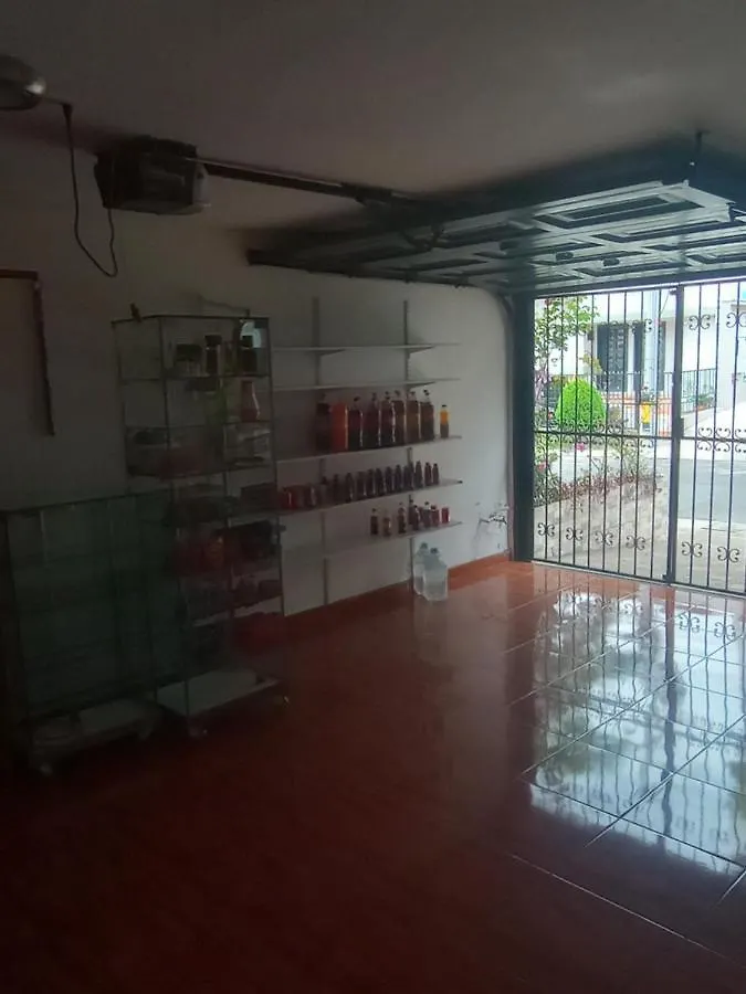 Noras Homestay Laureles Medellín