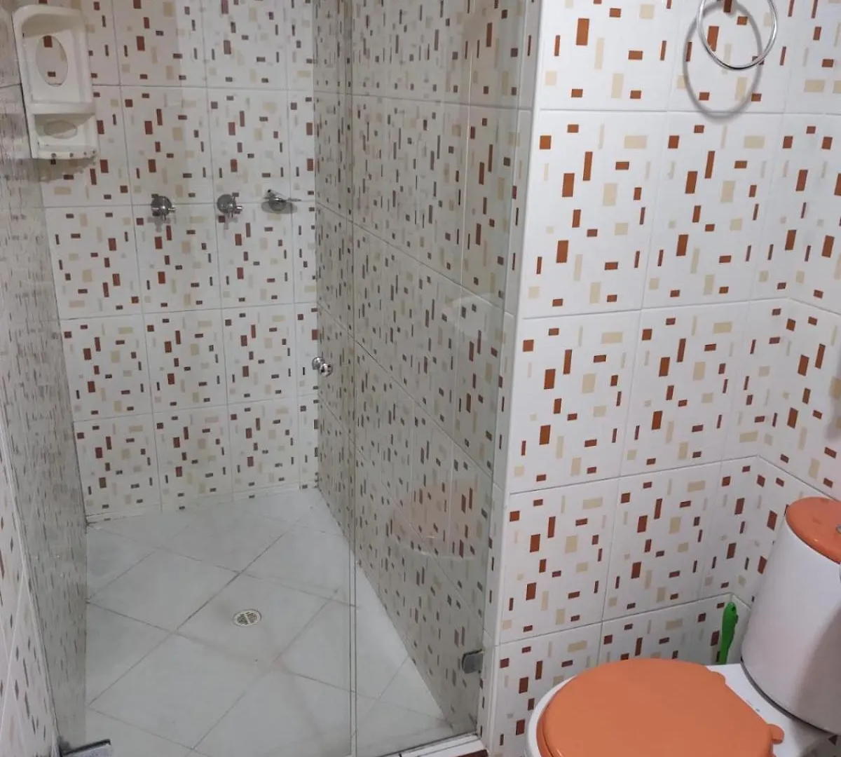 Noras Homestay Laureles Medellín