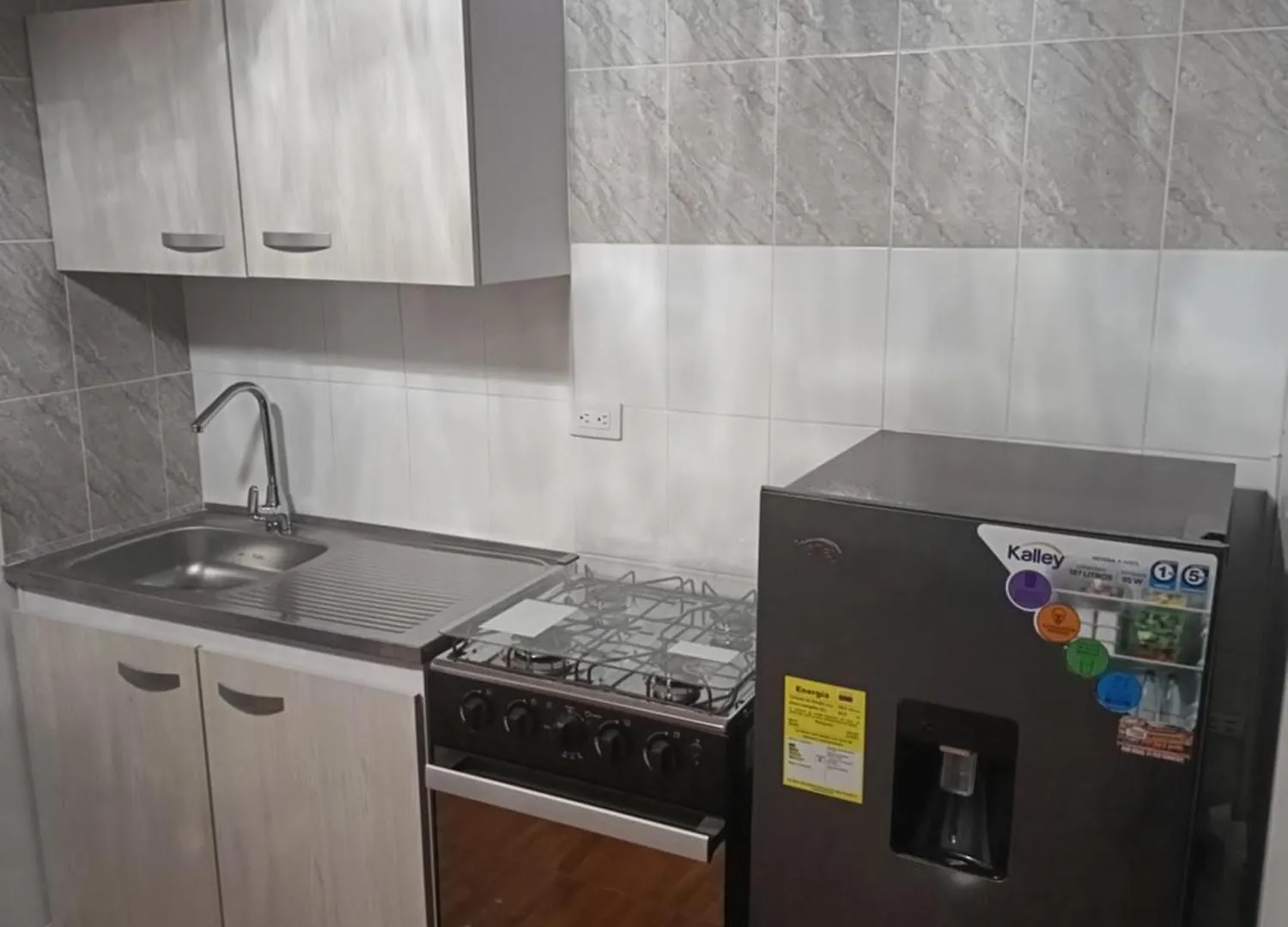 Noras Homestay Laureles ميديلين